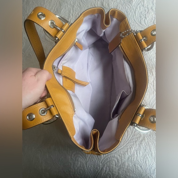 Coach Soho Leather Pleated Tote Satchel Yellow F13732 Shoulder Strap Purse - Picture 5 of 6